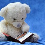 ספרים לגיל הרך לייק לקרוא דובי חמוד קורא בספר